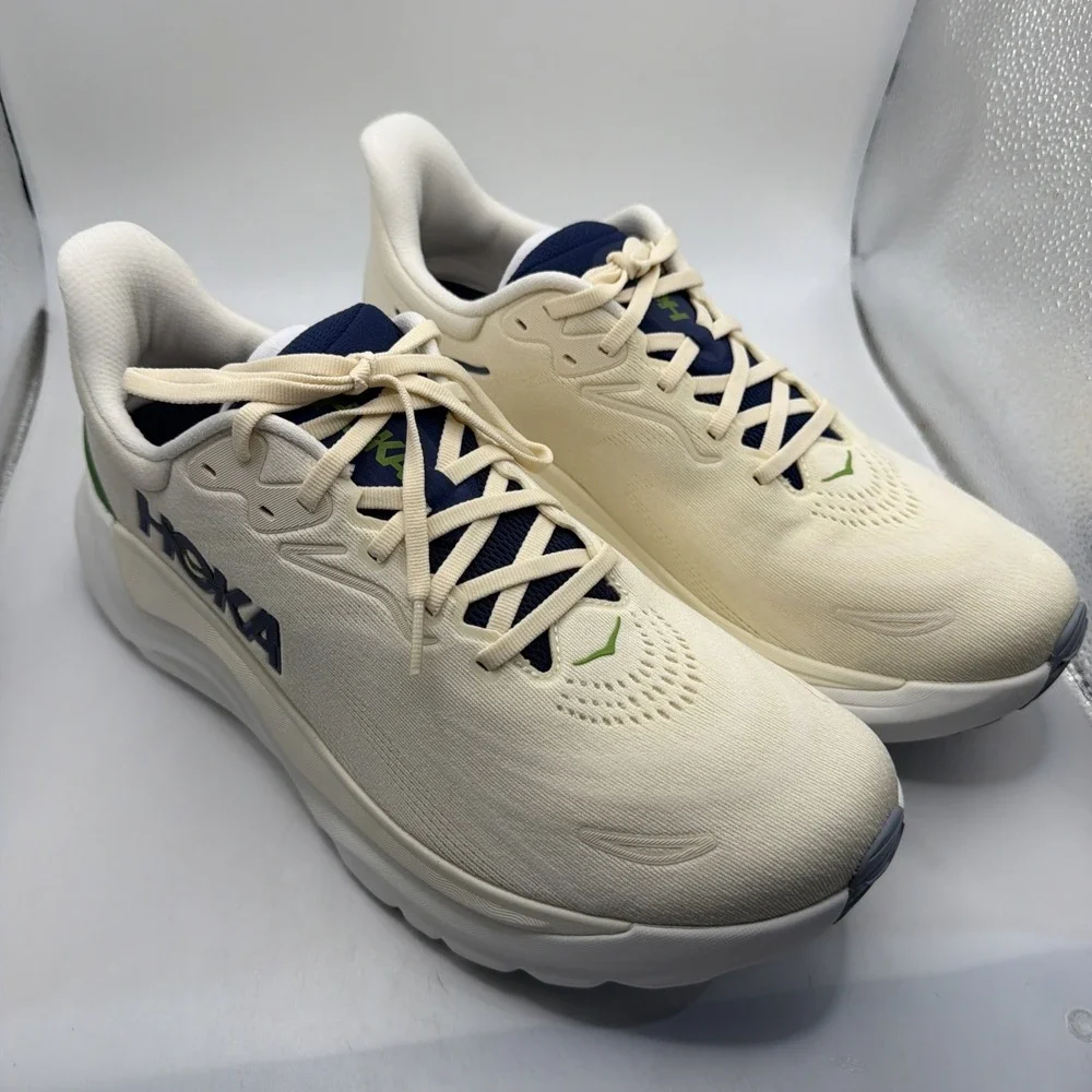 Hoka One One Arahi 8 Mens Shoes. 1168690/ALBST Size 13 D. NIB